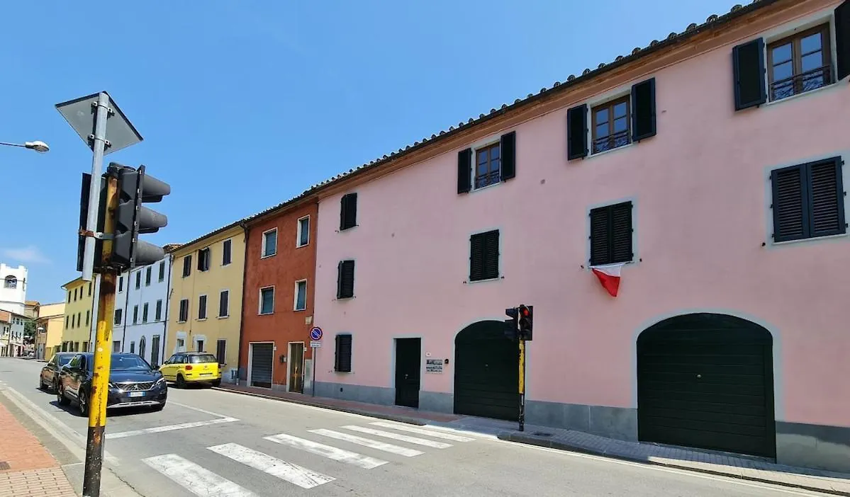 Fuga In Toscana Chiesina Uzzanese 0*,